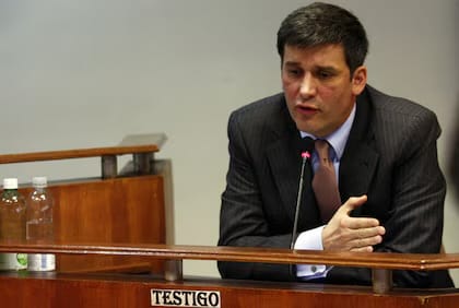 Gobierno Uribe cada vez más cerca de responder por interceptaciones ilegales imagen de la publicación