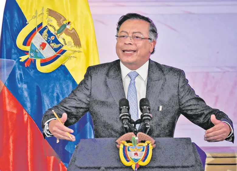 Petro ordenó que el desfile del 7 de agosto se realice en Leticia imagen de la publicación