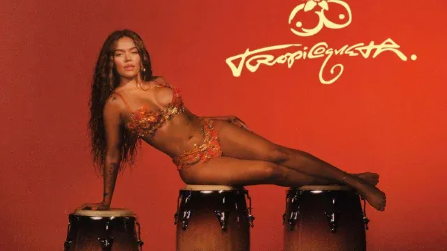 Karol G y Marco Antonio Solís convocan a fans para protagonizar videoclip de su canción ‘Coleccionando heridas’ imagen de la publicación