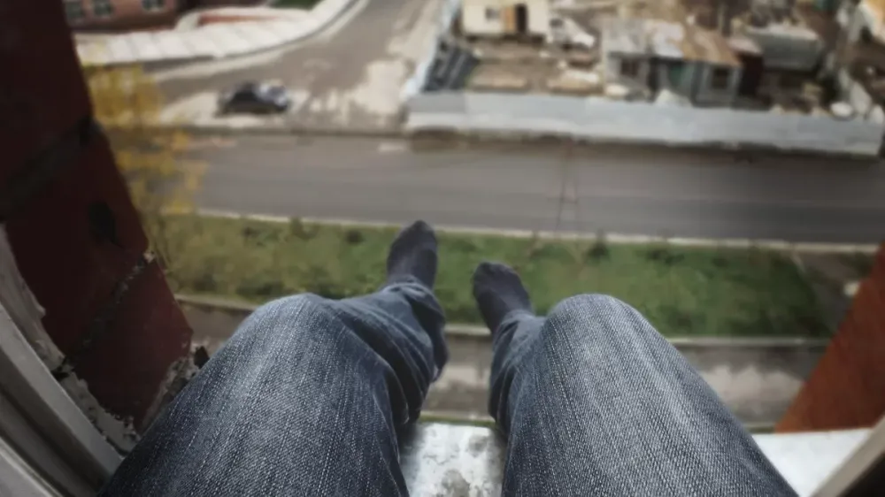 Cuando hablar salva vidas: así es el “Código Dorado” la estrategia que busca frenar el suicidio en Colombia imagen de la publicación