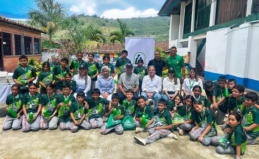 Fútbol Social y Comunitario de Comfenalco Santander imagen de la publicación