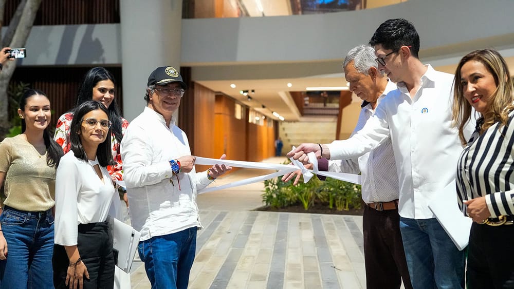 En $100 billones han ‘estafado’ a la educación pública: Petro durante su visita a la UIS imagen de la publicación