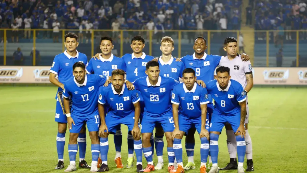 FIFA sanciona a El Salvador por insultos racistas contra Surinam imagen de la publicación