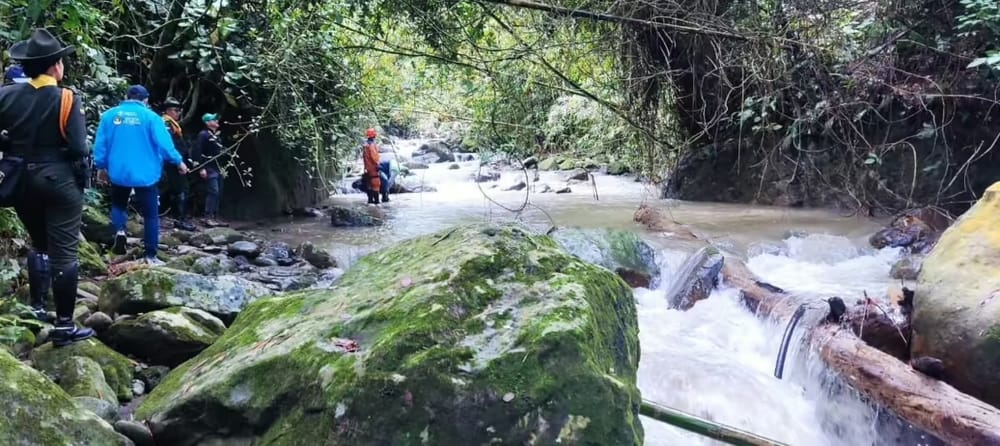Tragedia en Santander: Profesores murieron por creciente de quebrada imagen de la publicación