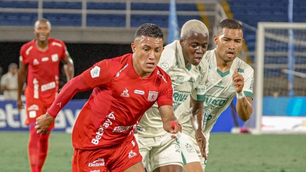 Valioso empate del Bucaramanga ante el América lo deja como líder  del fútbol colombiano imagen de la publicación