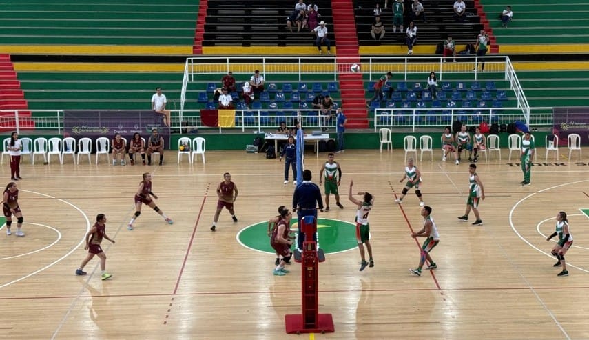 Deportes de conjunto en inició de IV Juegos Comunales Deportivos y Recreativos imagen de la publicación