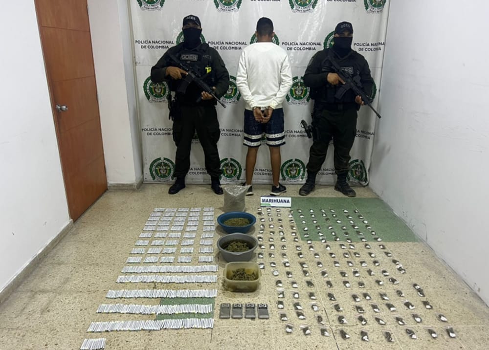 Cae expendio de alucinógenos y detenidos dos  'jibaros' en Bucaramanga imagen de la publicación