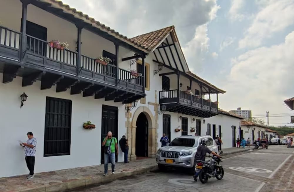 Alcaldía de Girón despacha desde oficinas arrendadas imagen de la publicación