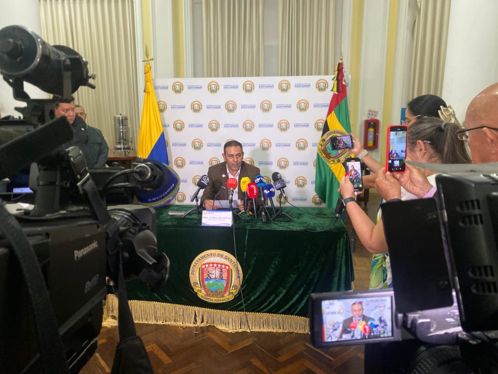 Gobernador  de Santander anunció la eliminación de la tasa de seguridad que se iba a cobrar en el recibo de la energía eléctrica imagen de la publicación