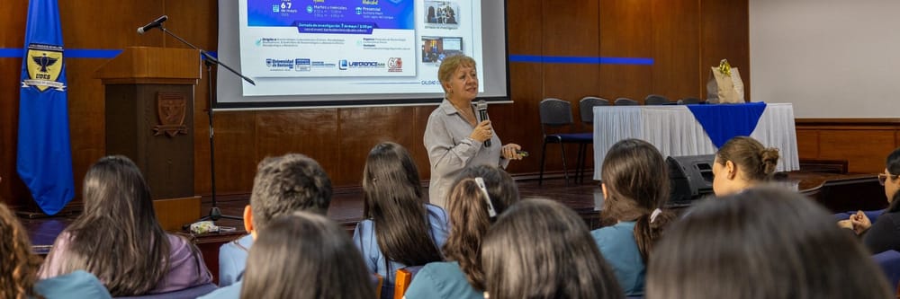 Reunión general del programa de Bacteriología y Laboratorio Clínico UDES imagen de la publicación