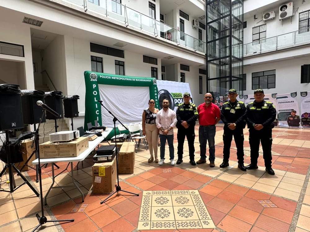 Dotación por $100 millones a la Policía Nacional en Bucaramanga imagen de la publicación