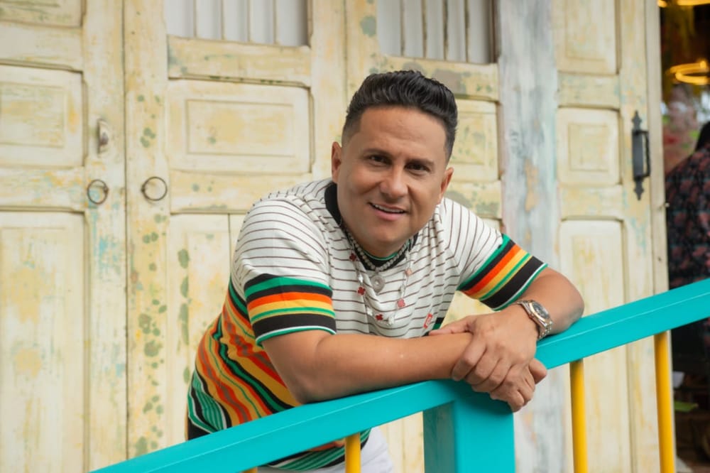 Osmar Pérez le da la bienvenida al fin de año “Mix Natillero” imagen de la publicación