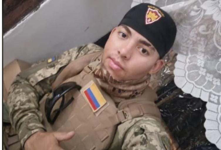 Familia santandereana clama por ayuda para repatriar cuerpo de joven soldado fallecido en Ucrania imagen de la publicación