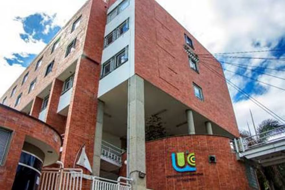 Disturbios durante operativos de tránsito a la altura de la UCC imagen de la publicación