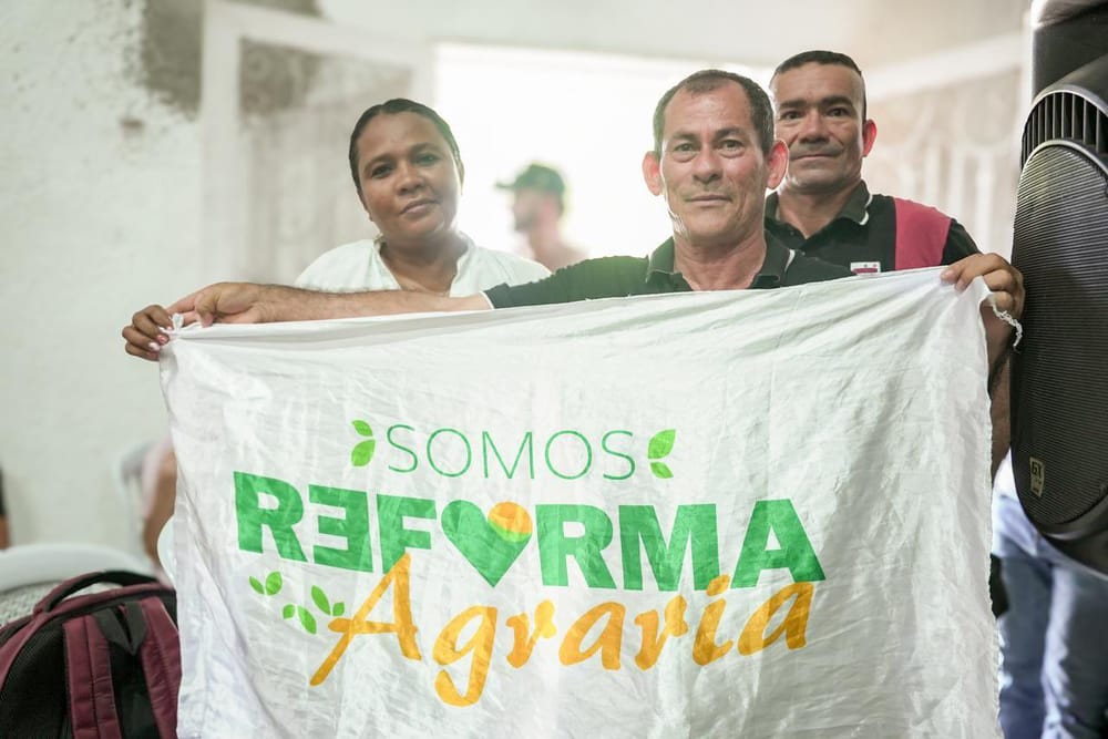 Predios del exparamilitar Ramón Isaza en el Magdalena Medio pasan a manos de familias campesinas imagen de la publicación