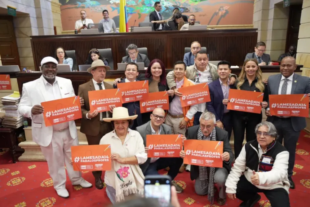 Aprobado en la Cámara proyecto que retoma la mesada 14 para profesores imagen de la publicación