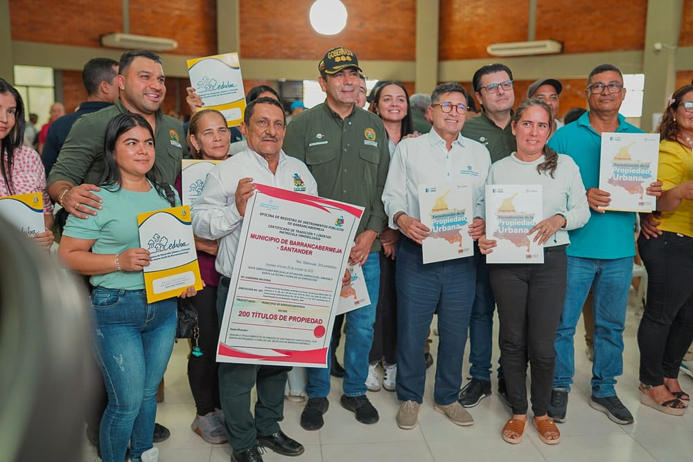 Entrega de títulos de vivienda en Barrancabermeja imagen de la publicación