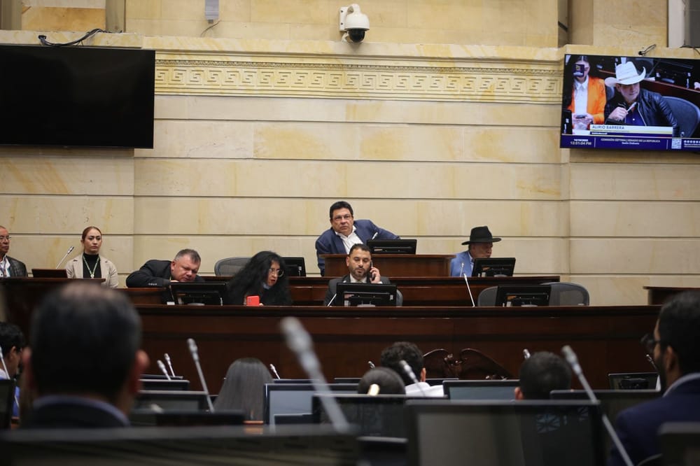 Con escepticismo y voces encontradas inició estudio de la reforma a la Salud en el Senado imagen de la publicación