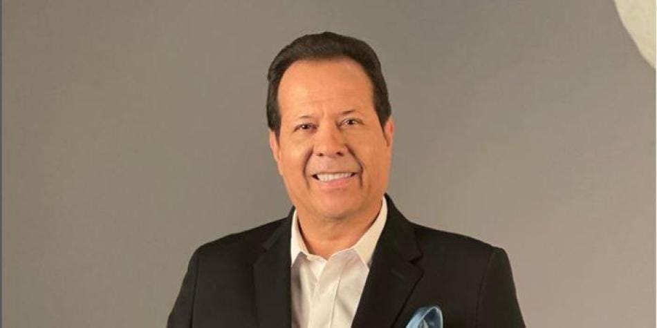 Javier Fernández, ‘El cantante del gol’, rompe el silencio tras su salida de RCN imagen de la publicación