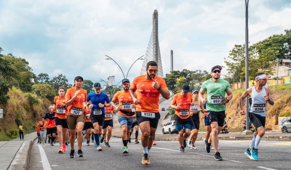 Cierres viales este domingo en Bucaramanga por Media  Maratón de la FCV imagen de la publicación
