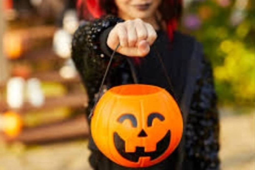 Lluvia de dulces para celebrar el Halloween en Piedecuesta imagen de la publicación