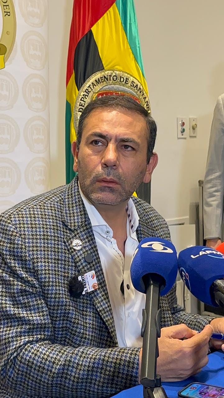 Elecciones en Bucaramanga podrían quedarse sin votantes, advierte el MG (R.) Díaz Mateus imagen de la publicación