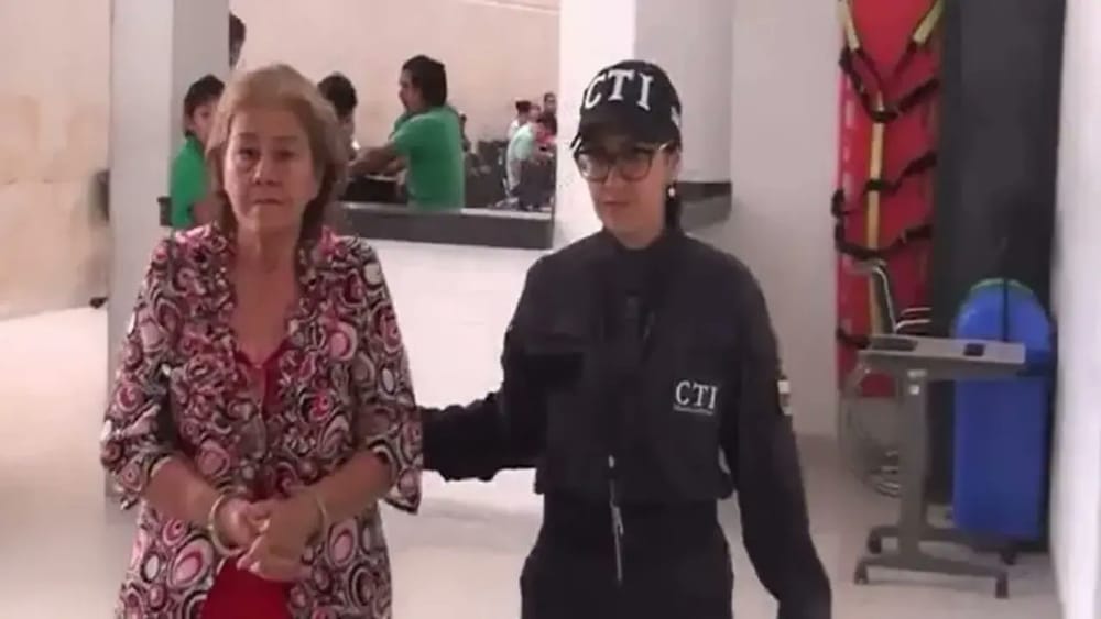 Ratificada condena de 20 años de prisión por nexos paramilitares contra exrectora de colegio en Riachuelo, Santander imagen de la publicación