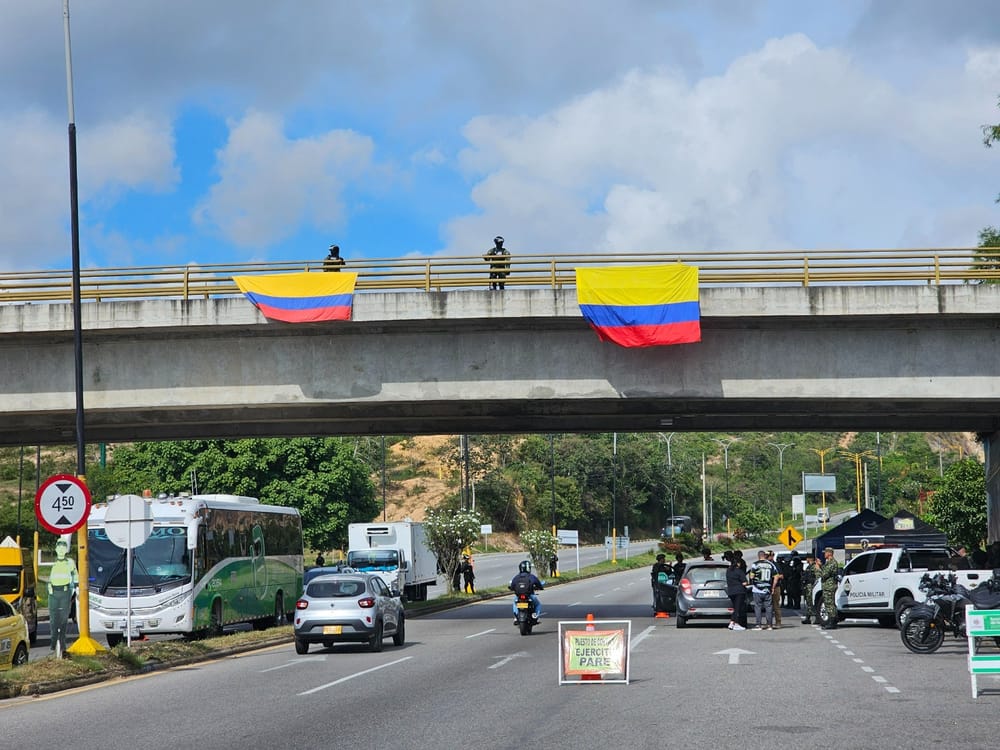 Ejército refuerza seguridad en vías de Santander y Sur del Cesar imagen de la publicación