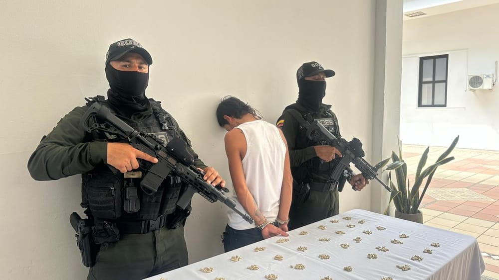 Capturado en Bucaramanga 'Banvaster' con $5 millones de pesos en bazuco imagen de la publicación
