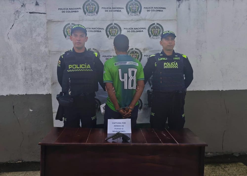 Policía de Santander evita tragedia en Sabana de Torres tras detención de un joven quien cargaba un arma de fuego imagen de la publicación