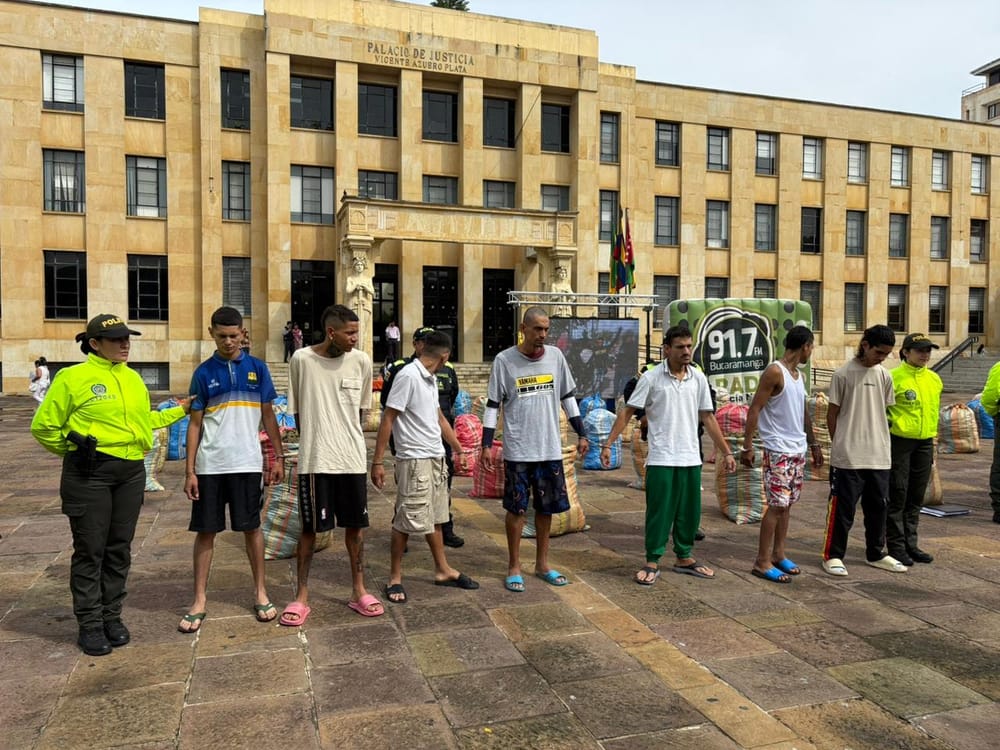 Golpe al microtráfico en Floridablanca, desmantelan a "El Clan", generaban casi $20 millones mensuales imagen de la publicación