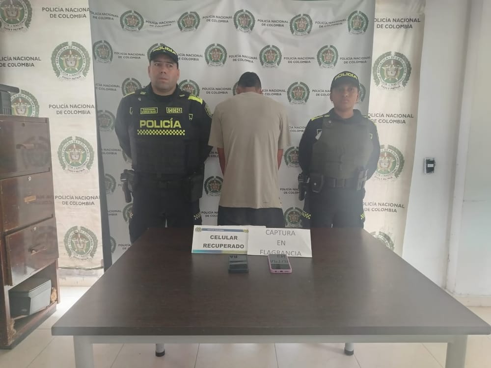 ¡Cayó con las manos en la masa! Recuperan celulares de alta gama en Santander gracias a una denuncia relámpago imagen de la publicación