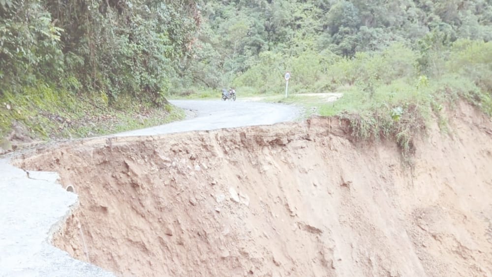 Sigue cerrada la vía Los Curos - Málaga Graves daños en la ruta Girón - Zapatoca imagen de la publicación