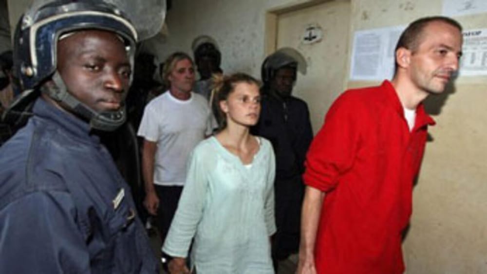 El Arca de Zoé: la falsa ONG francesa que intentó traficar más de cien niños africanos imagen de la publicación