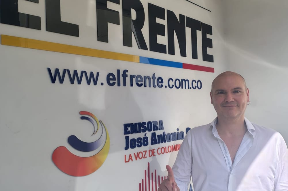 Mihaly Flandorfer quiere llegar a la presidencia para proponer una revolución tecnológica contra la corrupción imagen de la publicación