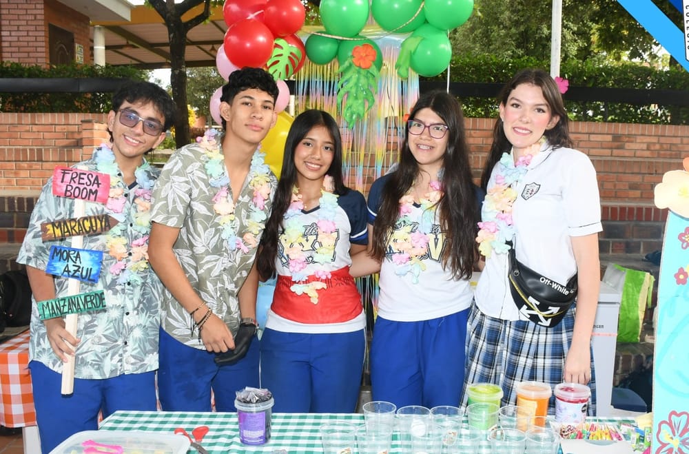 Emprendimientos Colegio Reina de la Paz 2025 imagen de la publicación