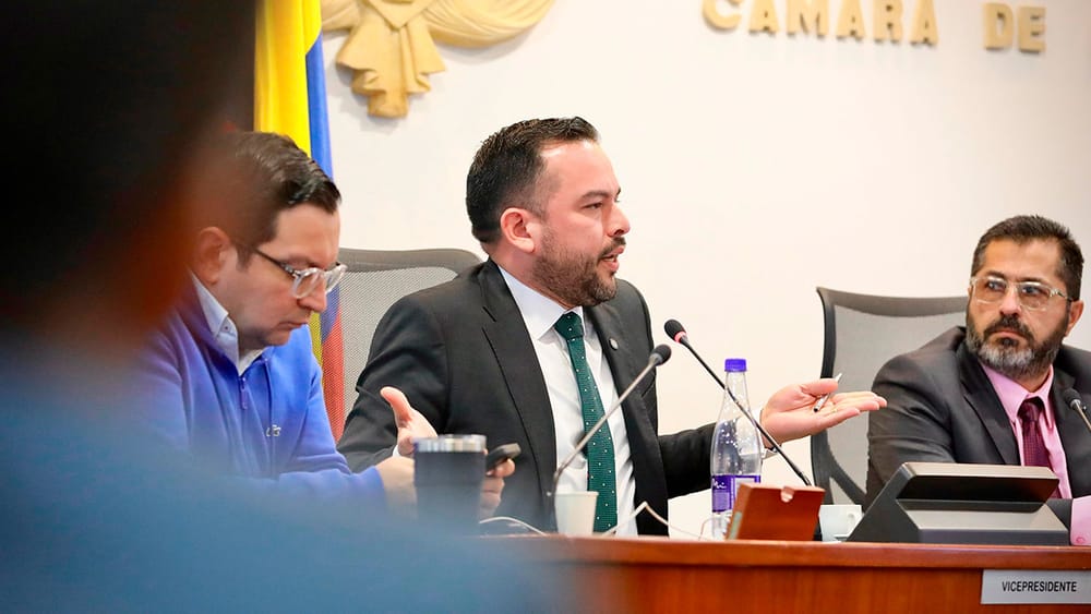 Gobierno pide a gremios propuestas frente a proyecto de Regulación del Sector Energético imagen de la publicación