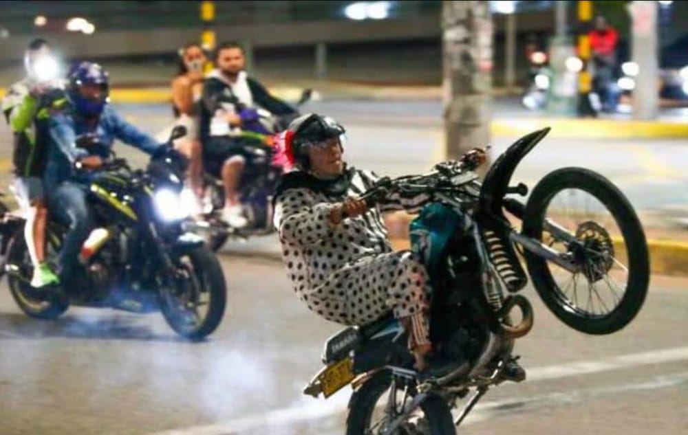 Dirección de Tránsito tuvo duro trabajo en Fiesta de Halloween imagen de la publicación