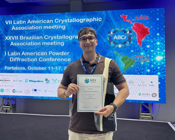 Mejor póster de Unión Internacional de Cristalografía imagen de la publicación