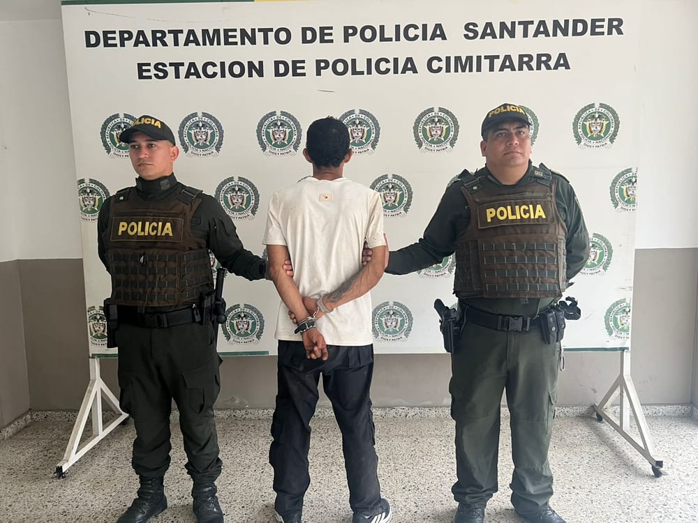 ¡Qué tal! Tenía brazalete electrónico y lo pillaron en una escuela en Cimitarra imagen de la publicación