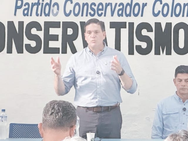 ‘Se están robando el oro de  la Cordillera de Santurbán’  Dijo candidato presidencial Juan Carlos Pinzón imagen de la publicación