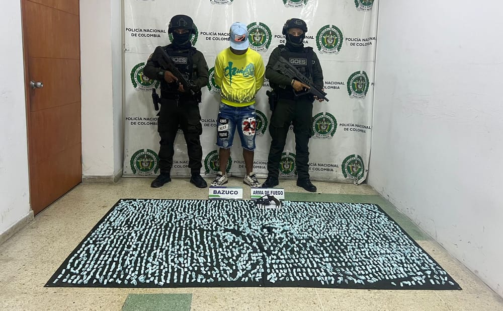 Policía desmantela punto caliente de droga y captura a "Mojón" en Bucaramanga imagen de la publicación