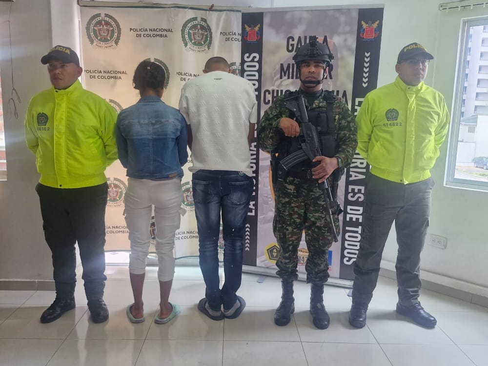 Cayó el "Gabinete fantasma" en Bucaramanga: estafadores usaban nombres de senadores para vender puestos de lujo imagen de la publicación