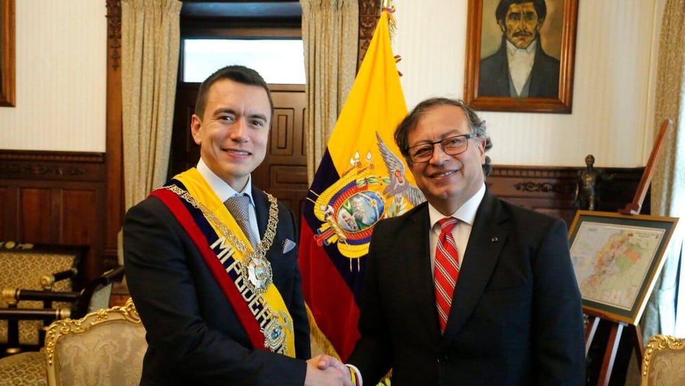 De la diplomacia a la decepción: Presidente del Ecuador sospecha  que Petro es un criminal imagen de la publicación