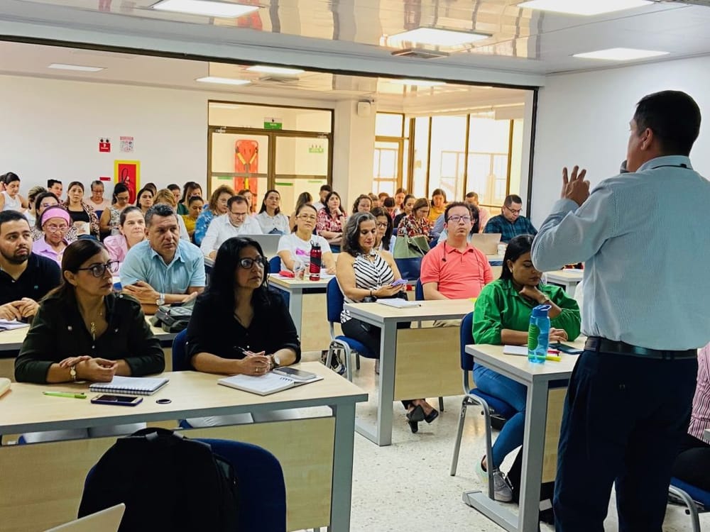 Incluyen a Bucaramanga en capacitaciones de las reformas laboral y pensional imagen de la publicación