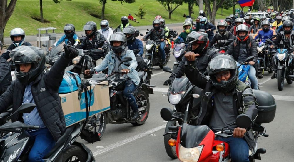 No existen fotomultas a motociclistas por no portar chaleco reflector en Barrancabermeja imagen de la publicación