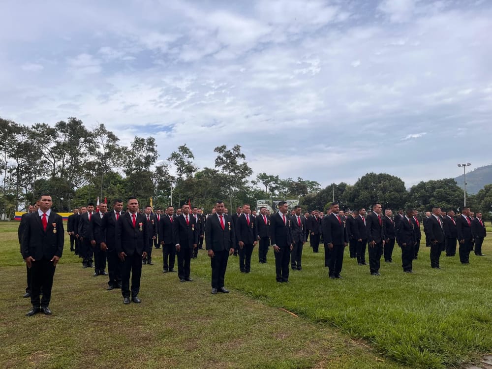El adiós con honor de 131 héroes de la patria imagen de la publicación