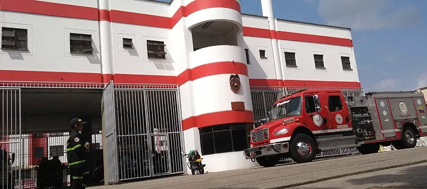 Bomberos de Santander estarían exentos de pagar este impuesto si se aprueba una propuesta en el Congreso imagen de la publicación