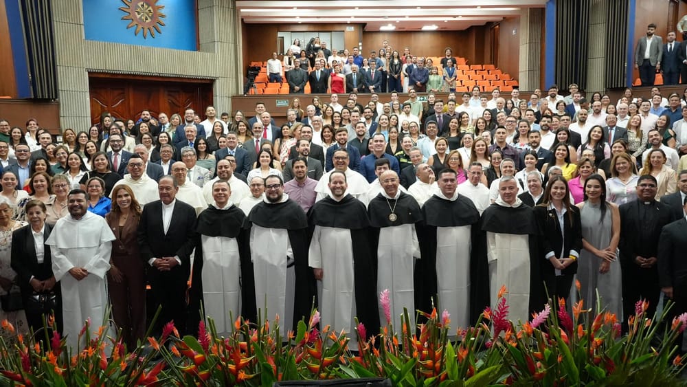 Nuevo liderazgo al servicio de la educación desde la SANTOTO imagen de la publicación