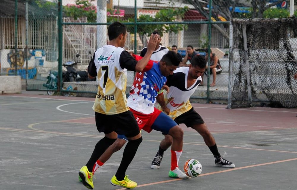 Relámpago mixto de microfútbol en San Vicente de Chucurí imagen de la publicación